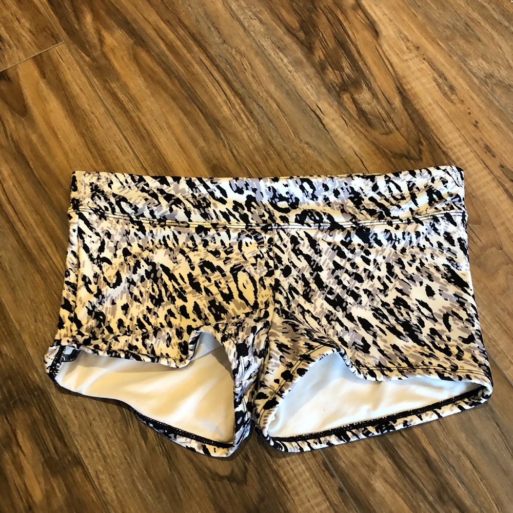 All in Motion leopard print boy short swim bottoms. Size S. NWT